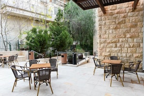 Terrace/patio - HI Agron Jerusalem Hostel (Jerusalem)