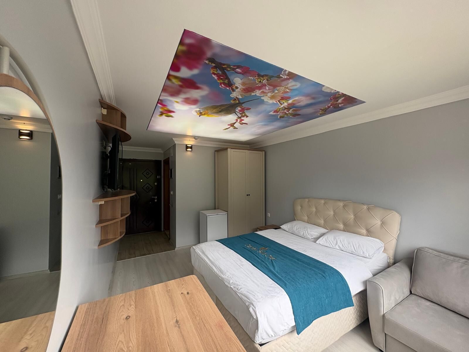 Standard Room, Lake View | Egyptian cotton sheets, premium bedding, desk, soundproofing