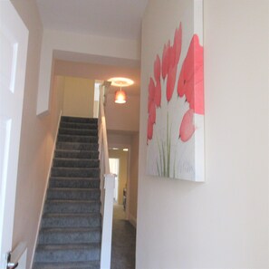 Lobby - Spacious Apartment Heaton (Newcastle-upon-Tyne)