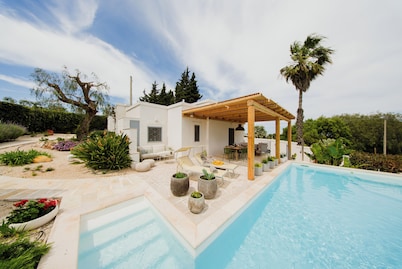 TD Casa Fusella with Panoramic Pool and sea view