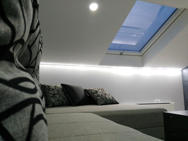 Apartment, 1 Bedroom | Living area