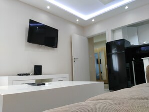 公寓, 2 间卧室 | 起居区 | 液晶电视