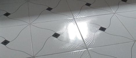 2 chambres, fer et planche à repasser, draps fournis