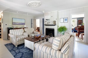 Interior detail - Inn on Main (Yarmouth Port)