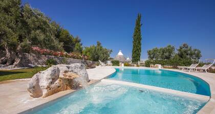 TD Trulli di Bouganville w/ Large Amazing Pool