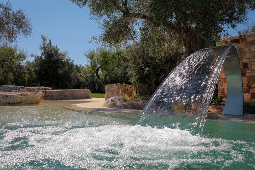 TD Trulli di Montaltino with Stunning Huge Pool