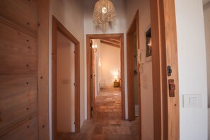 Terrace/patio - TD Trulli di Montaltino with Stunning Huge Pool (Polignano a Mare)