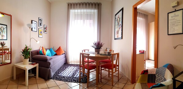 Family Suite, Kitchen | Living area