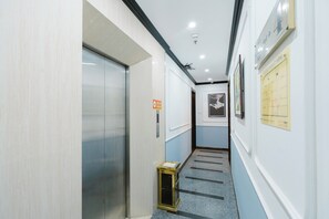 Hallway - A&D Luxury Hotel (Hanoi)