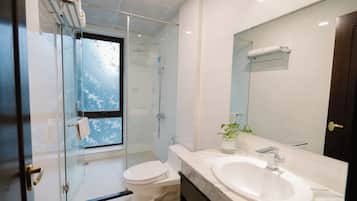 Honeymoon Double Room | Bathroom | Rainfall showerhead, designer toiletries, hair dryer, bathrobes