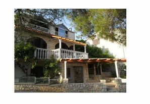 Property grounds - Apartmani Ančila (Smokvica)