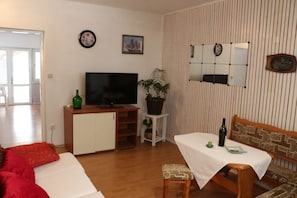 Appartement, 1 chambre (A2+) | Salle de séjour