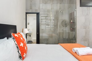 Apartemen Premier, Beberapa Tempat Tidur, pemandangan gunung | 2 kamar tidur, meja kerja, dan setrika/meja setrika