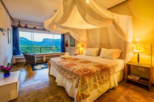 Apartamento (Capao da Vista) | Minibar, cortinas opacas, wifi gratis y ropa de cama