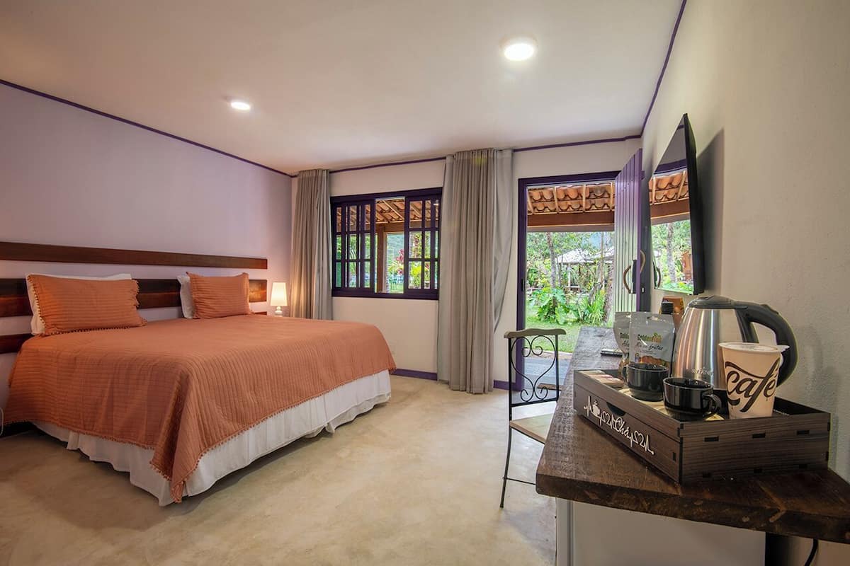 Apartment (Capao Grande) | Minibar, blackout curtains, free WiFi, bed sheets