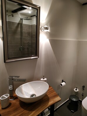 Bathroom - Ferienapartments Lüneburger Heide - St. Dionys (Barum)