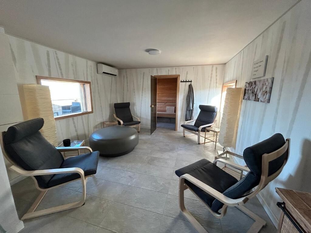 couples treatment room(s), sauna, steam room, body treatments