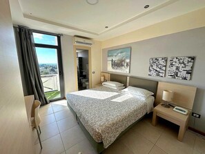 In-room safe, desk, free cots/infant beds, free WiFi - Domus Park Hotel & SPA (Frascati)
