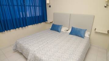 2 kamar tidur, tirai kedap cahaya, dan Wi-Fi (biaya tambahan)