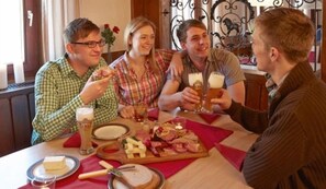 Restaurant - Gasthof zum Löwen Enzklösterle (Enzklosterle)