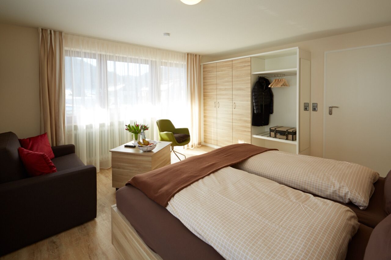 遮光窗簾/窗簾、免費 Wi-Fi、床單