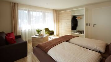 VerdunkelungsvorhÀnge, kostenloses WLAN, BettwÀsche