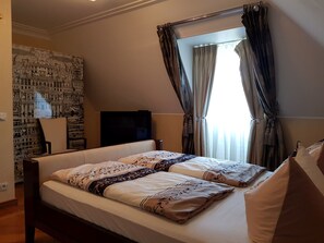 Villa, 6 Bedrooms, Private Pool | Individually decorated, individually furnished, free WiFi, bed sheets - Villa Schwarzwald (Schluchsee)