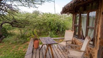 Luxury Double or Twin Room | 1 bedroom, iron/ironing board, bed sheets