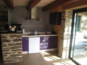 Shared kitchen facilities - Albergue Oasis - Hostel (Sarria)