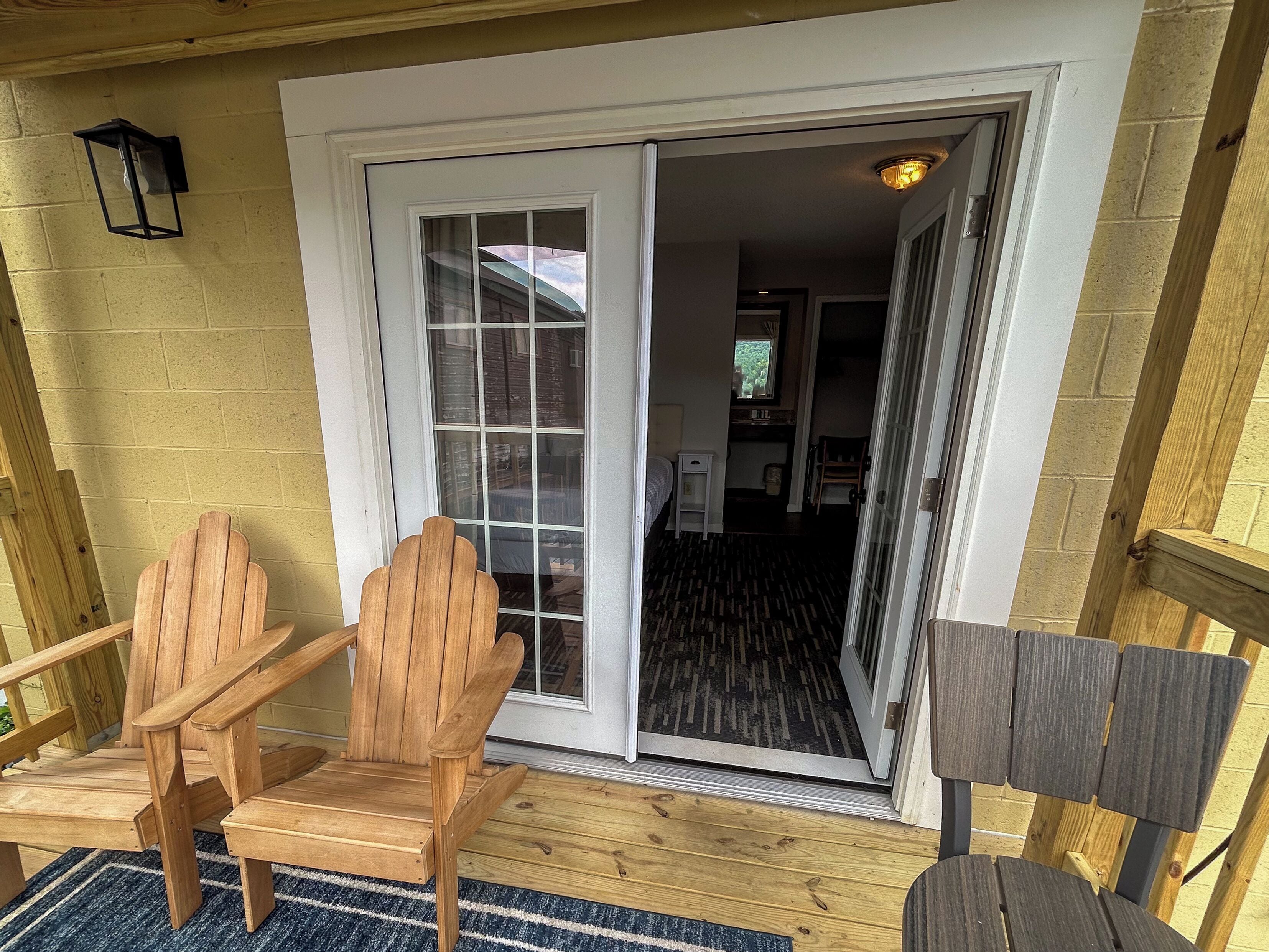 Lakefront King with Balcony | Gratis wifi, beddengoed