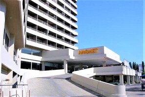 Apartment | Exterior - 1 bed Luxury Condo Jomtien (Pattaya)