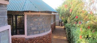 Amboseli Getaway Hotel