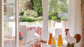 Tägliches inbegriffenes Frühstücksbuffet