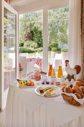 Petit déjeuner buffet compris tous les jours