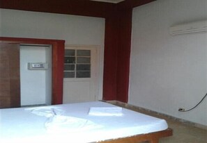 Room - CASA BIBI (Havana)