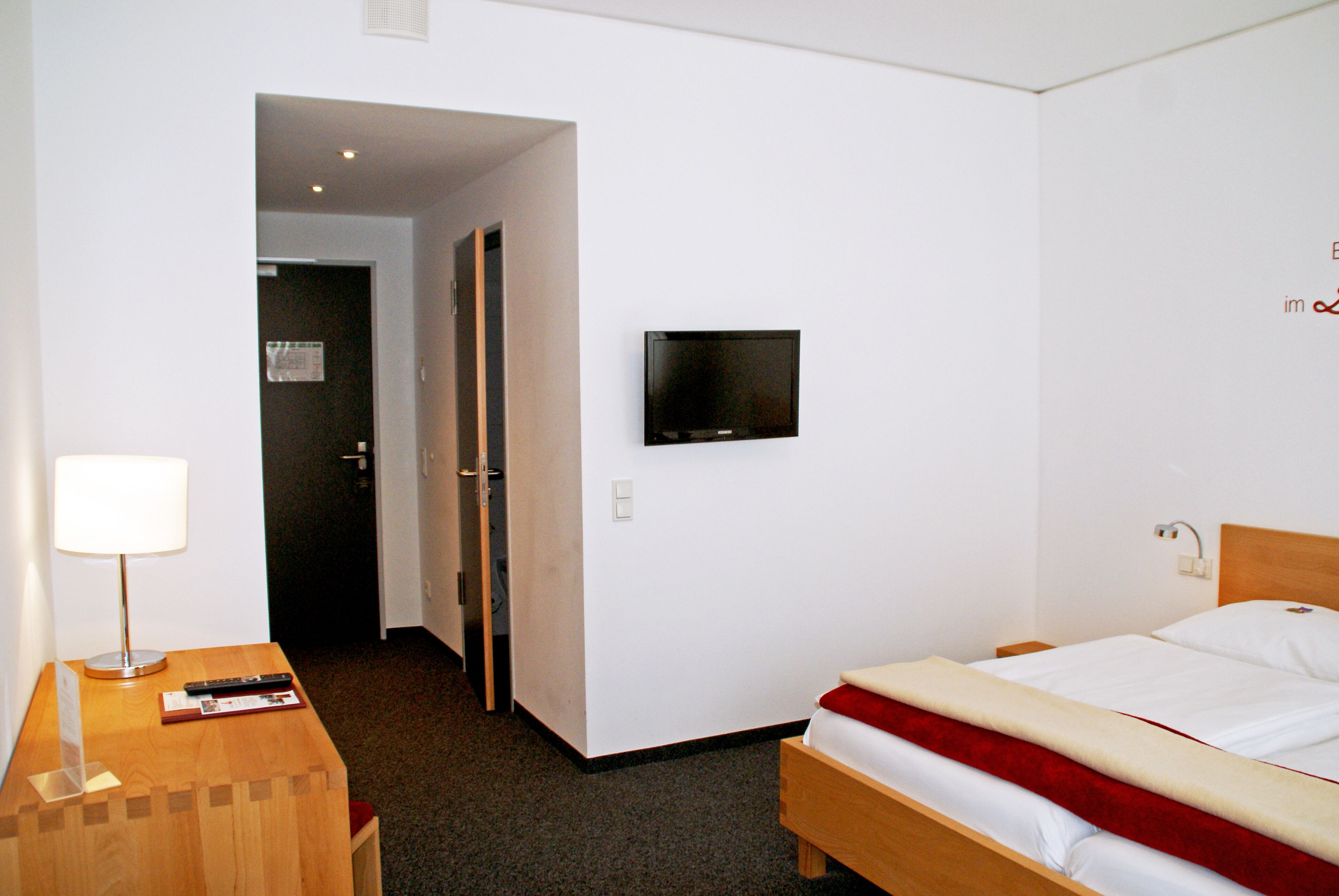 standard double room, 1 double bed | hypo-allergenic bedding, desk, laptop workspace, blackout curtains