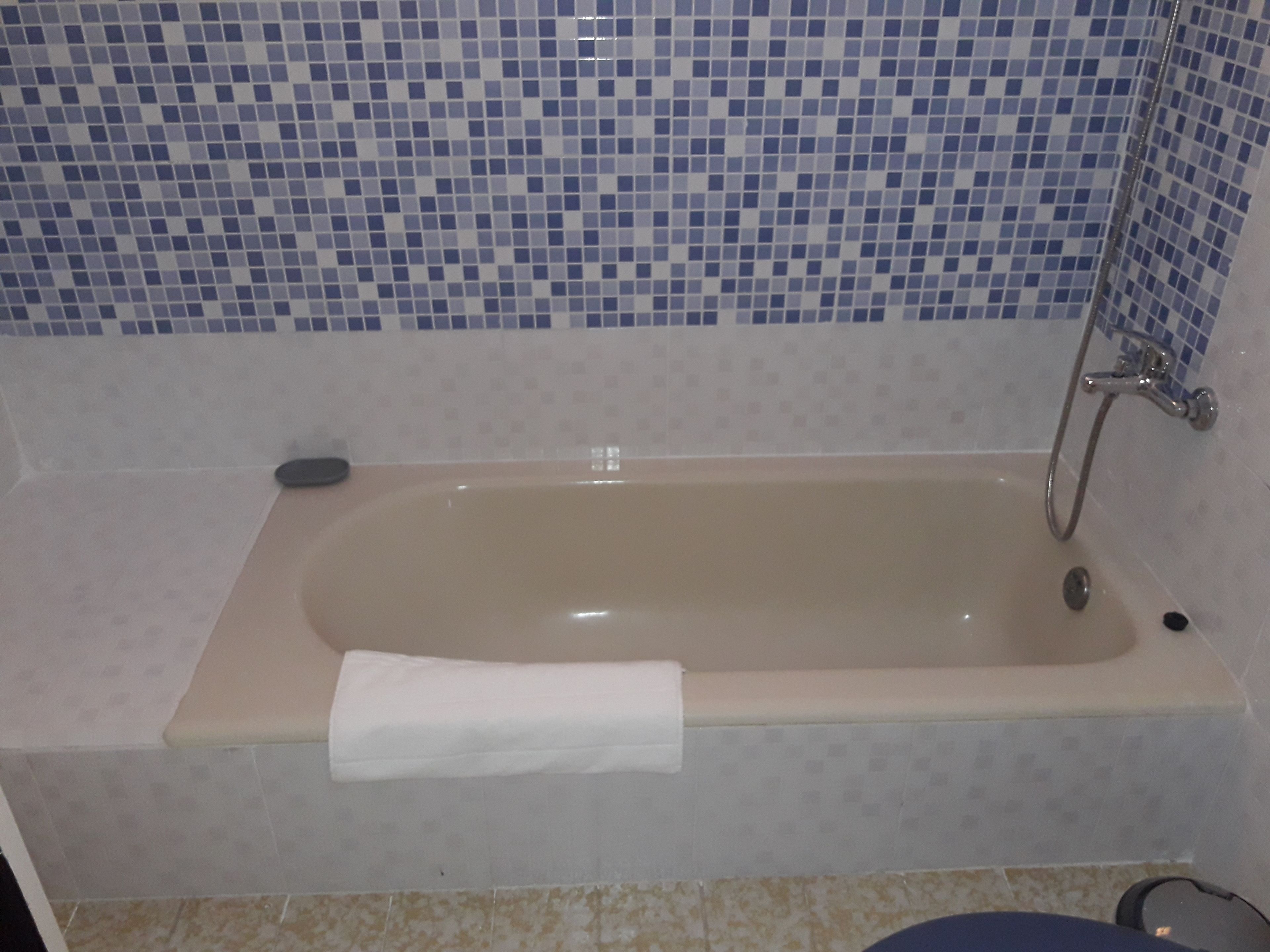 superior room, 1 king bed | bathroom | combined shower/bathtub, free toiletries, hair dryer, dressing gowns