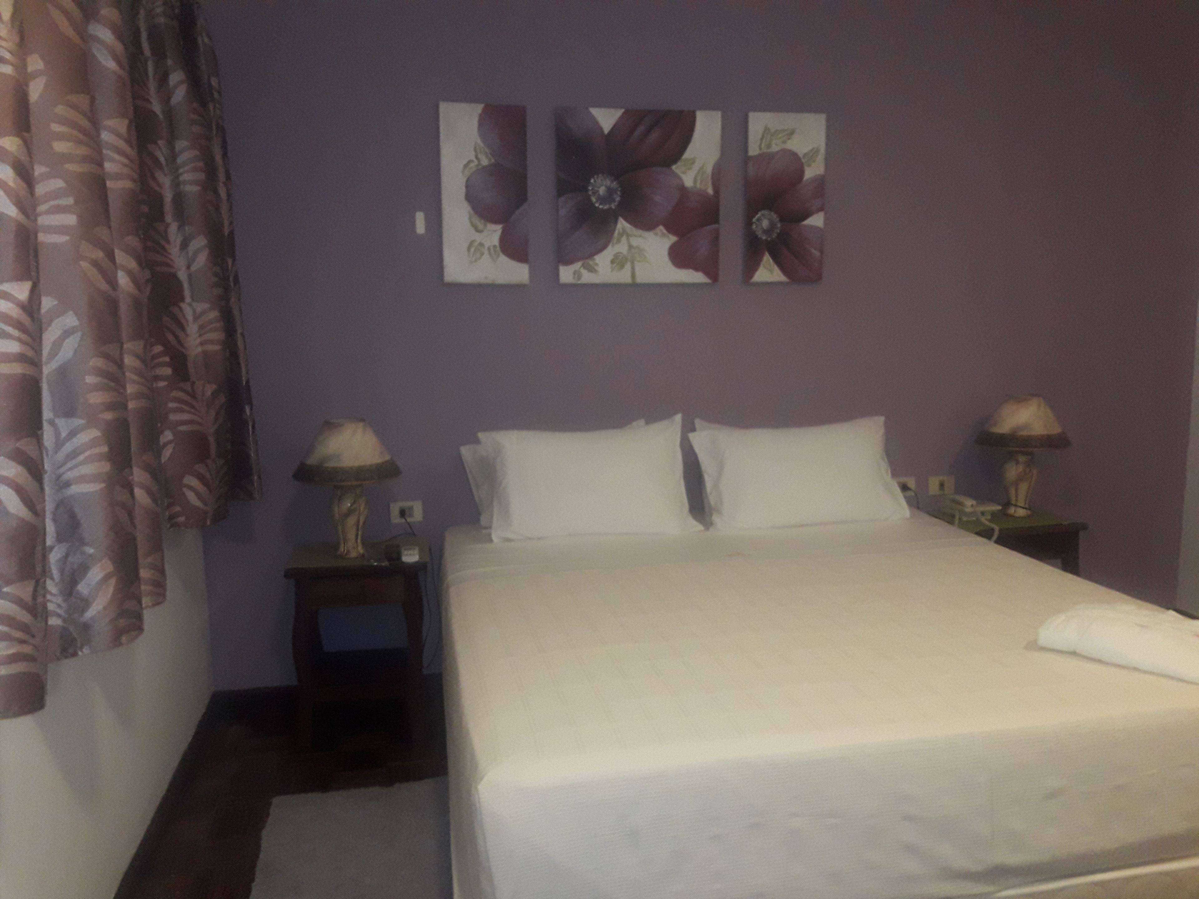 standard double or twin room, 2 single beds, courtyard view | minibar, in-room safe, desk, laptop workspace