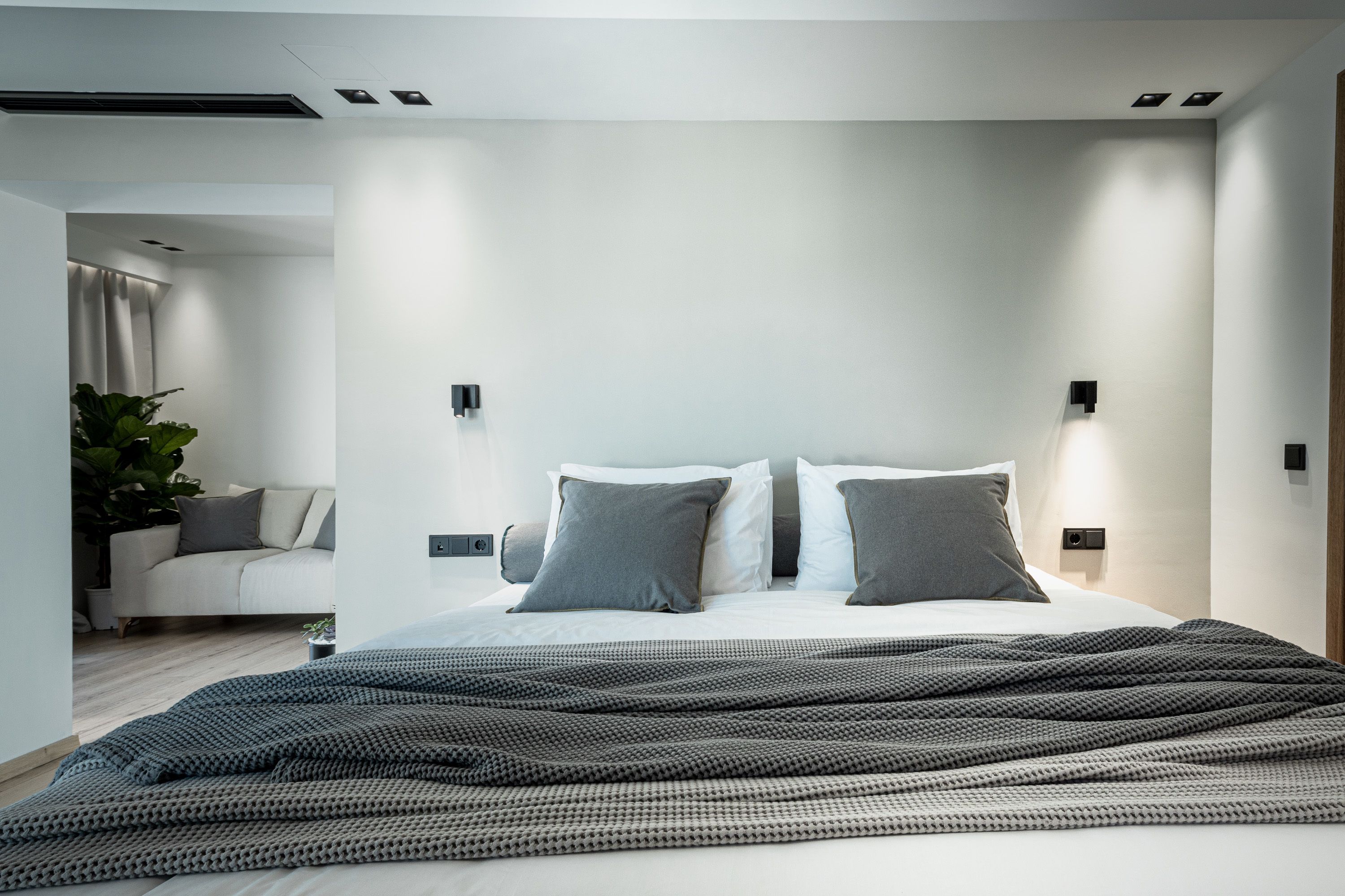 Penthouse, bain à remous, vue mer | Matelas mémoire de forme, minibar, coffres-forts dans les chambres