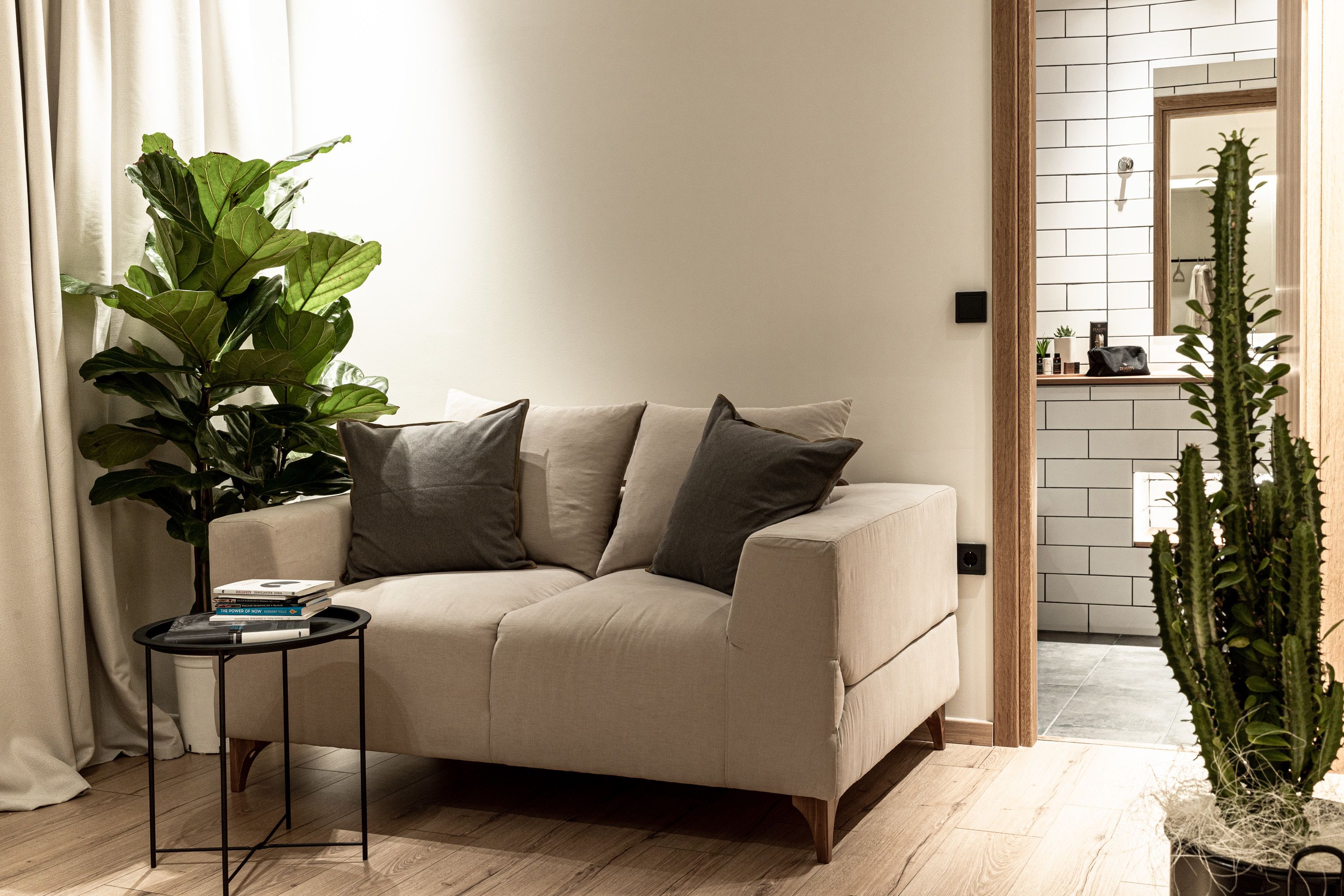 penthouse, hot tub, sea view | living area | 42-inch smart tv with cable channels, tv