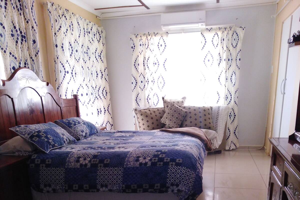 Standard Double Room | WiFi (free), bed sheets