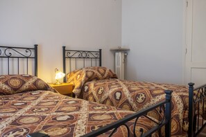 Apartment, 2 Bedrooms - Roma - Via la Spezia 70 (Rome)