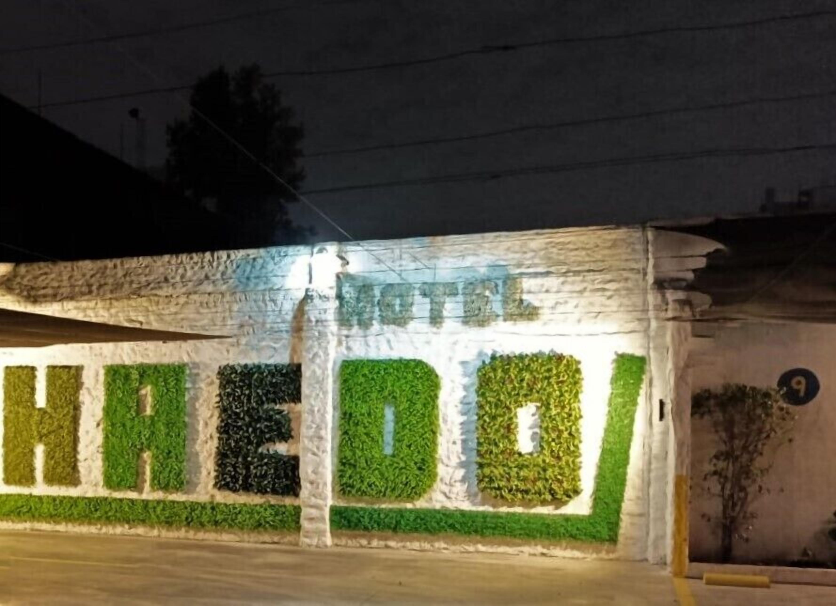 Fachada de la propiedad