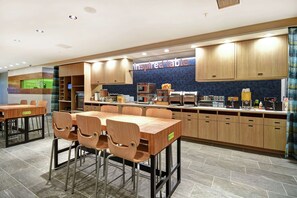 Petit déjeuner buffet compris tous les jours