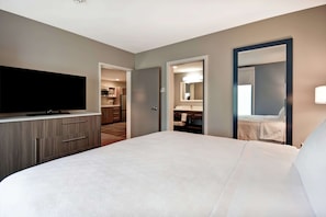Desk, laptop workspace, blackout drapes, iron/ironing board - Home2 Suites by Hilton Georgetown (Georgetown)