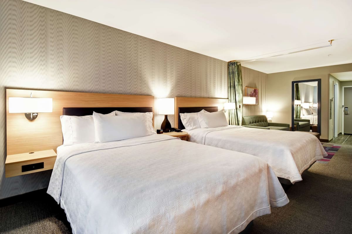 50-inch flat-screen tv with satellite channels, tv