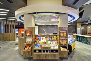 Snack bar