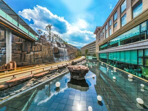 Exterior - Hilton Lijiang (Lijiang)