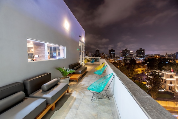 Rooftop terrace - Hampton by Hilton Lima San Isidro (Lima)