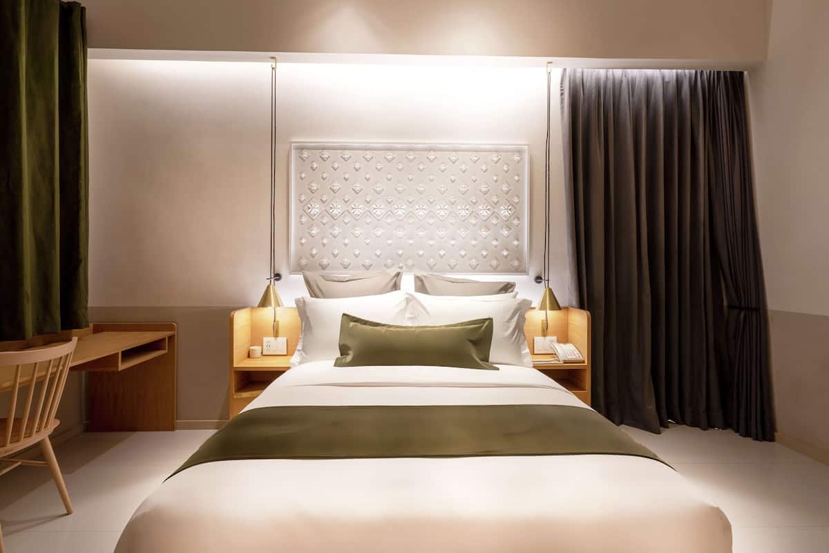 Room, 1 Queen Bed | Down duvets, in-room safe, individually decorated, desk